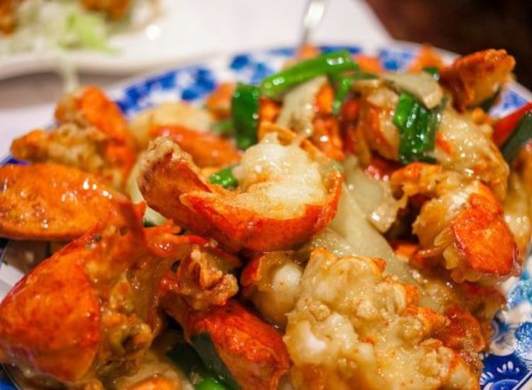 Lobster with Ginger & Spring Onion Sauce
